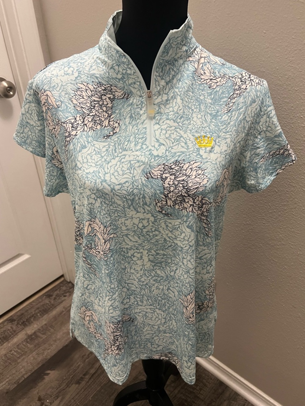 NWOT Mint/Light Blue Kastel Flutter Short Sleeve Zip-Front Sun Shirt